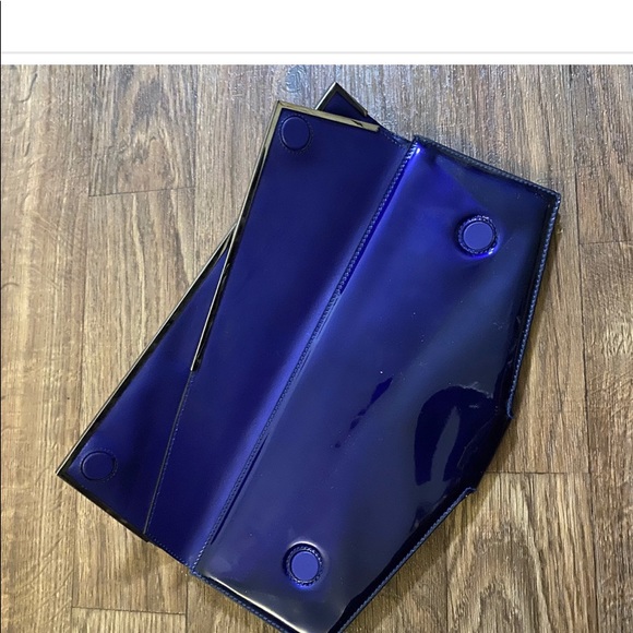 Alexander McQueen Double Flap Navy Clutch - Picture 7 of 11